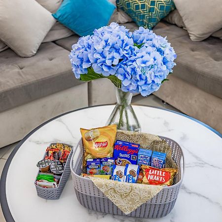 5 Star Serviced Apartment With Beach Access In The Heart Of Dubai Marina Free Welcome Gift Box Upon Arrival Extérieur photo