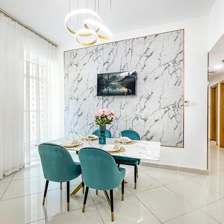 5 Star Serviced Apartment With Beach Access In The Heart Of Dubai Marina Free Welcome Gift Box Upon Arrival Extérieur photo
