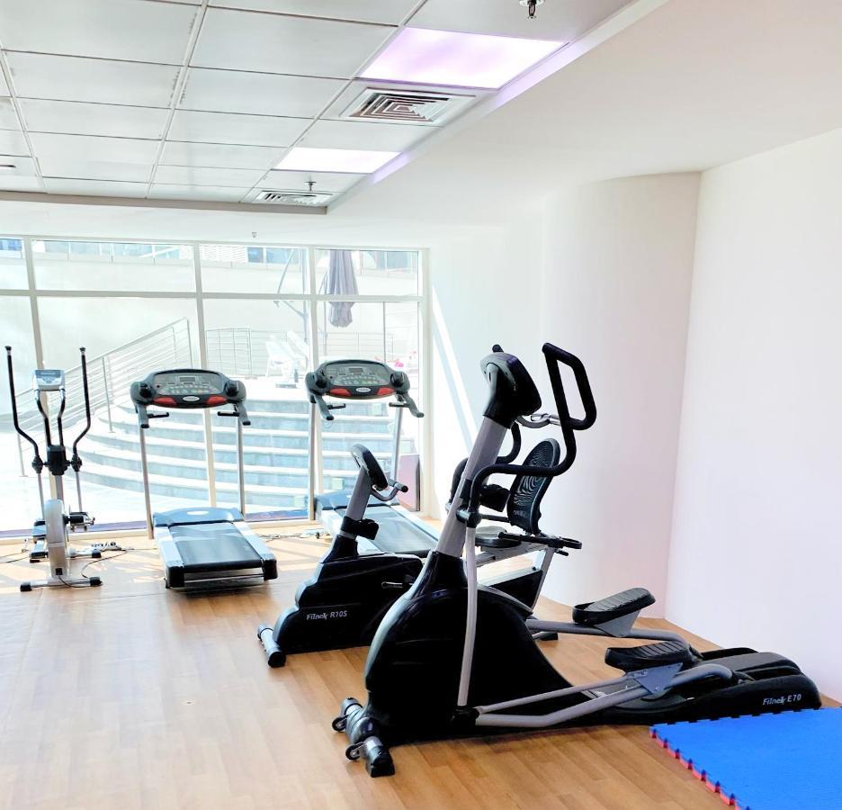 5 Star Serviced Apartment With Beach Access In The Heart Of Dubai Marina Free Welcome Gift Box Upon Arrival Extérieur photo