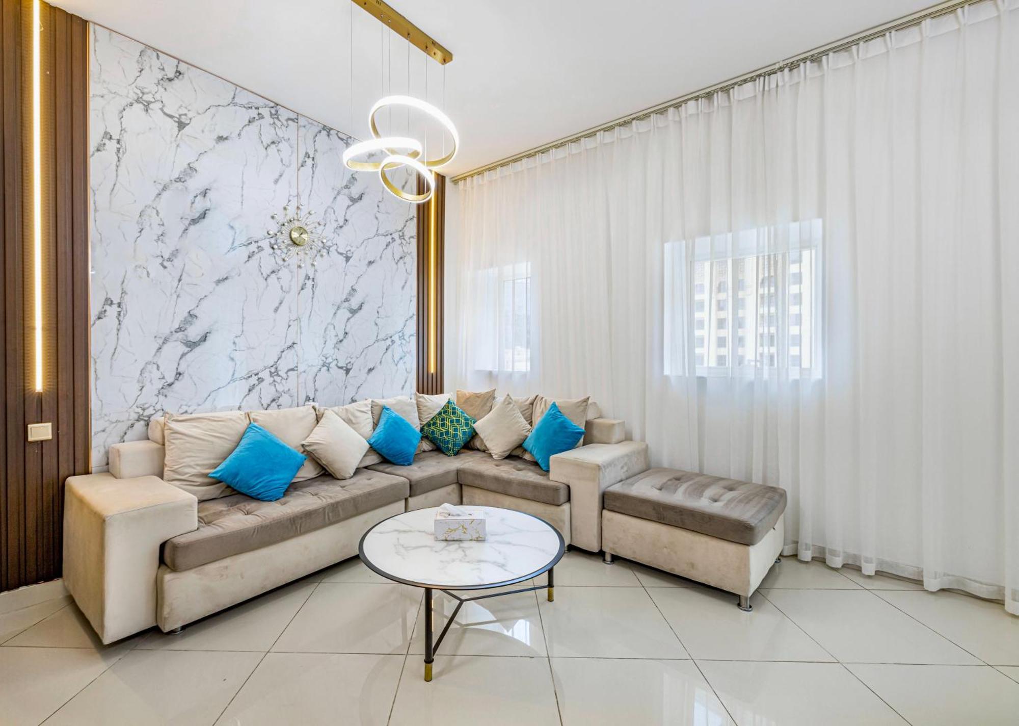 5 Star Serviced Apartment With Beach Access In The Heart Of Dubai Marina Free Welcome Gift Box Upon Arrival Extérieur photo