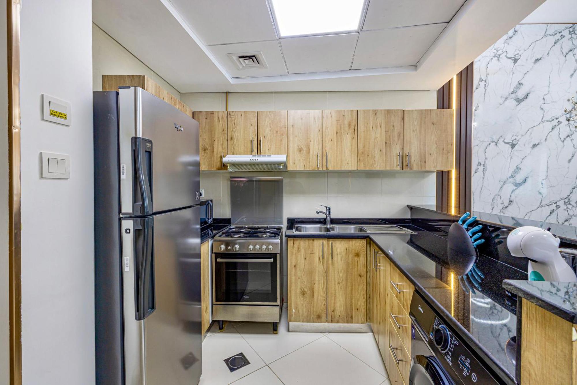 5 Star Serviced Apartment With Beach Access In The Heart Of Dubai Marina Free Welcome Gift Box Upon Arrival Extérieur photo